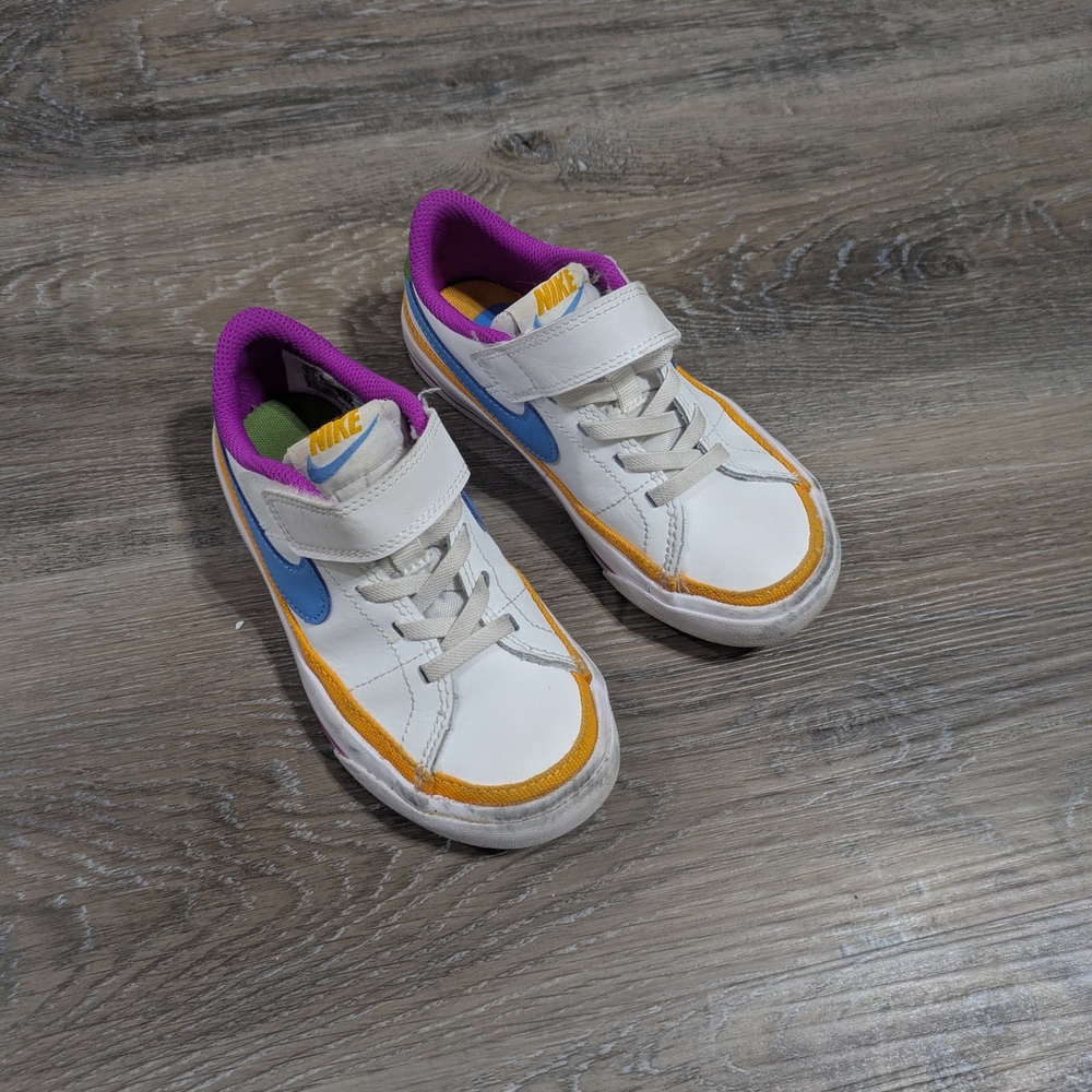 Nike Kids White & Purple Low-Top Sneakers with Blue Swoosh Size 10.5C